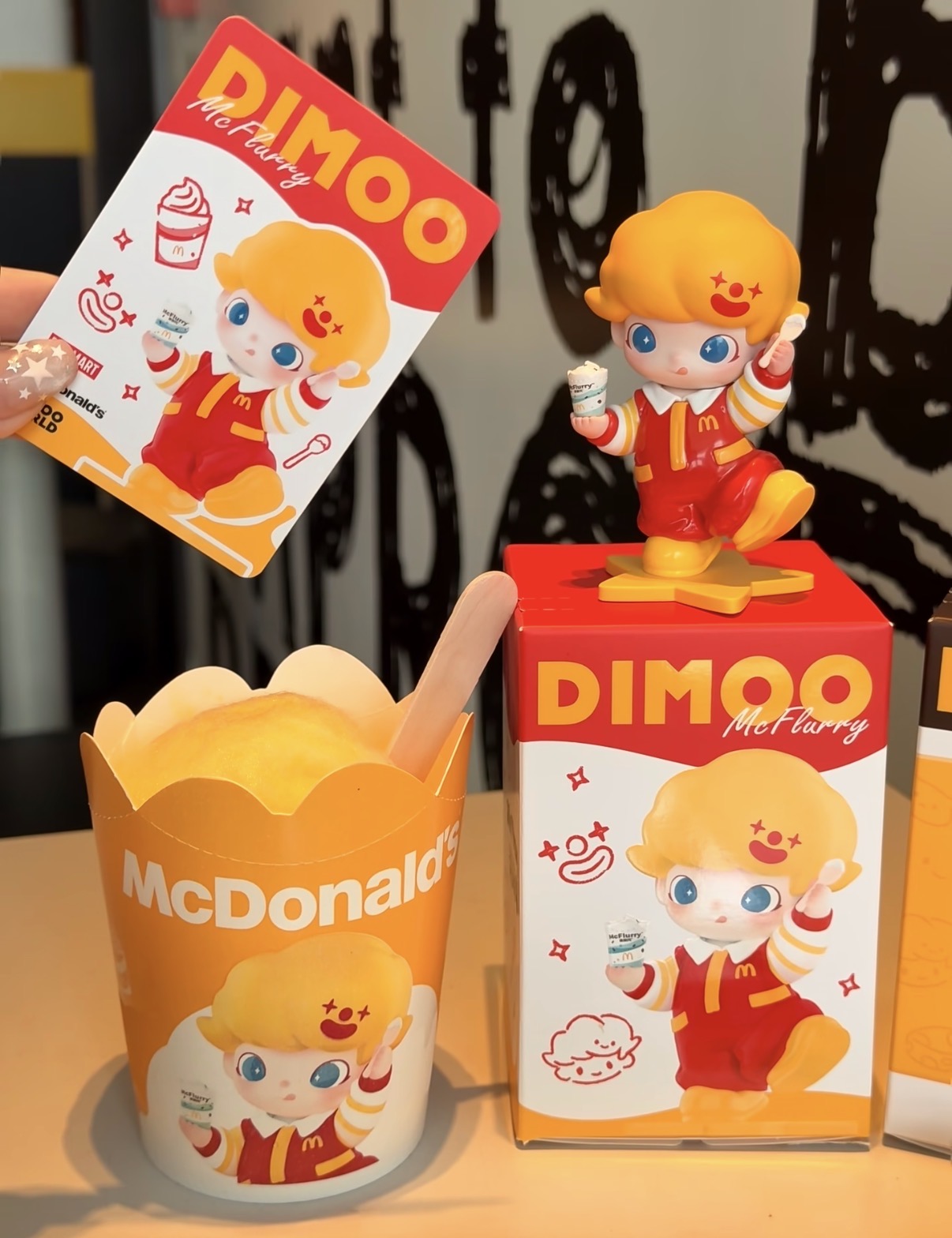 DIMOO x 麥當勞聯名公仔